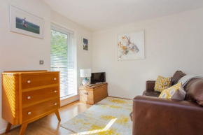 Modern 1 Bedroom with Balcony